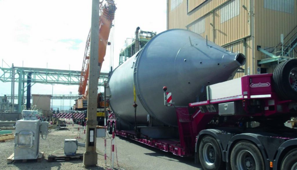 Bac et réservoir - Azur Industries - préfabrication réservoir de stockage pour Lyondellbasell berre