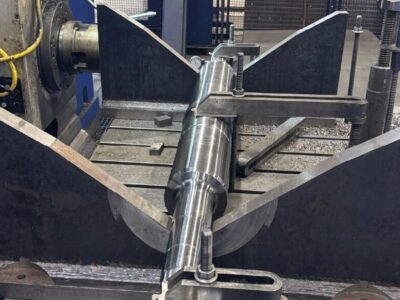 usinage - Azur Industries - Fabrication arbre surpresseur pour ArcelorMittal